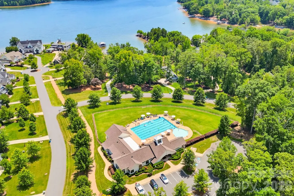 629 Waterton Trail Belmont NC 28012