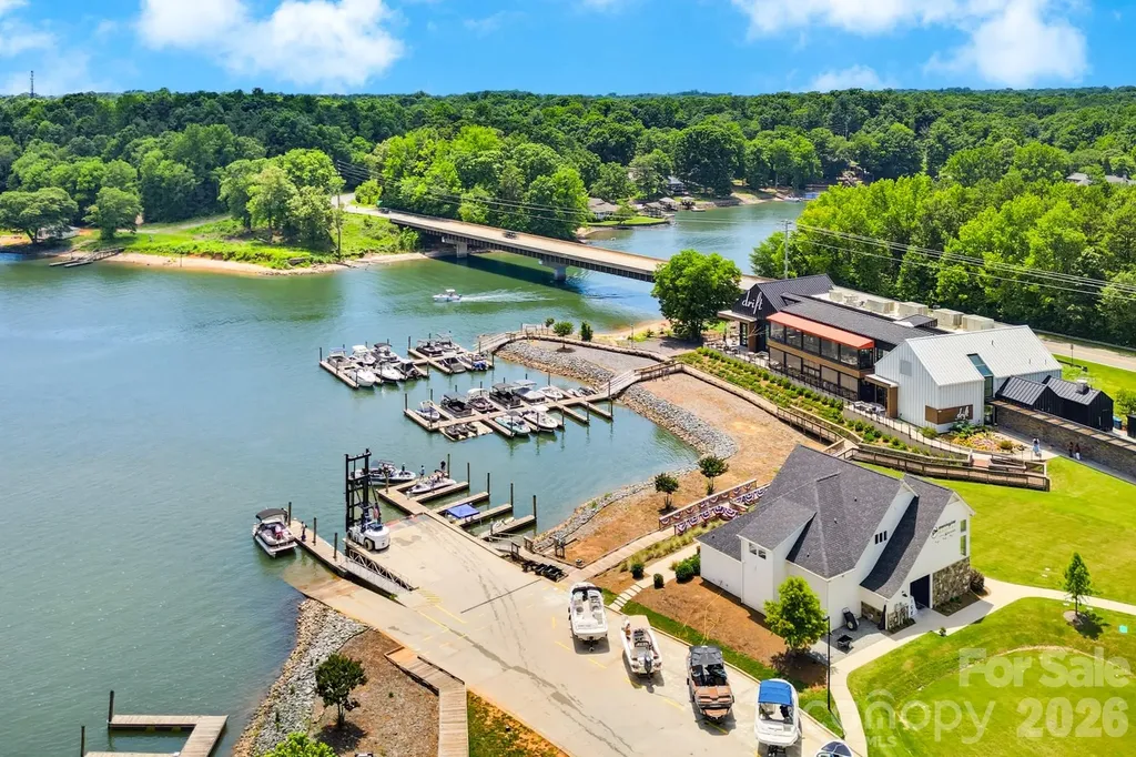 629 Waterton Trail Belmont NC 28012