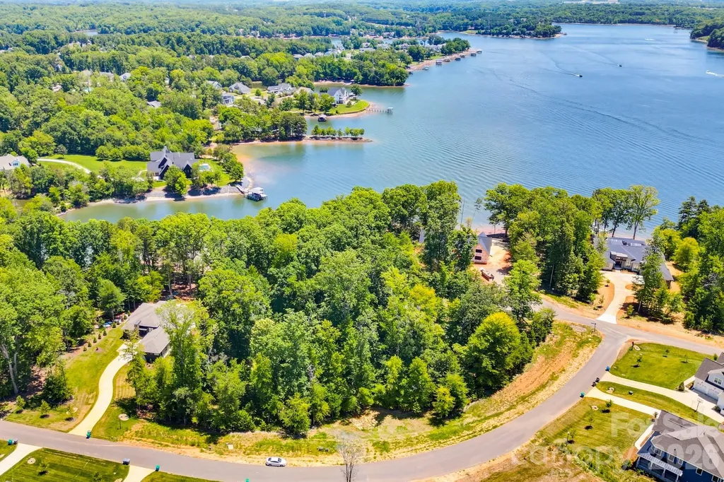 629 Waterton Trail Belmont NC 28012