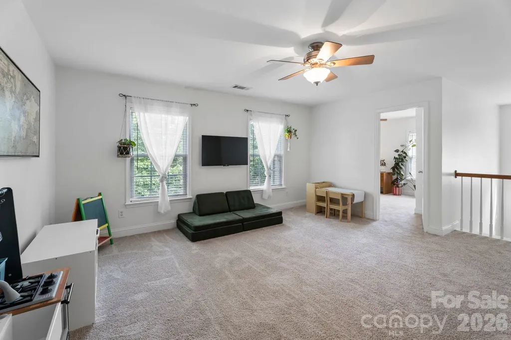 9509 Seamill Road Charlotte NC 28278