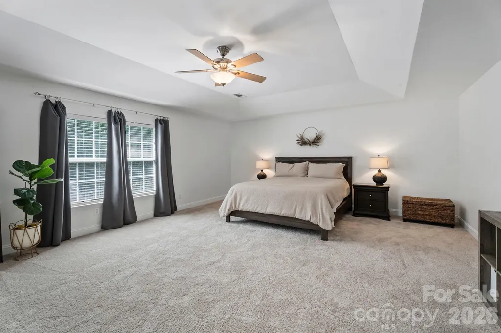9509 Seamill Road Charlotte NC 28278