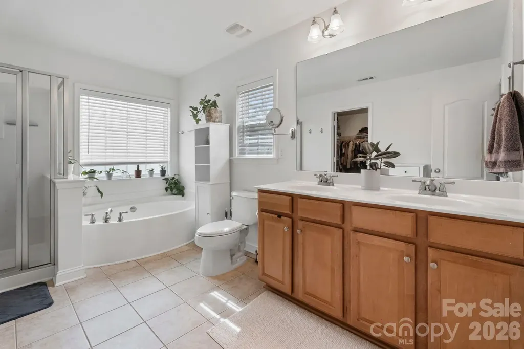 9509 Seamill Road Charlotte NC 28278