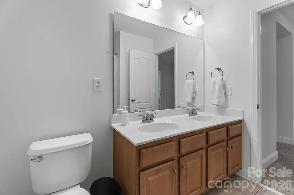 9509 Seamill Road Charlotte NC 28278