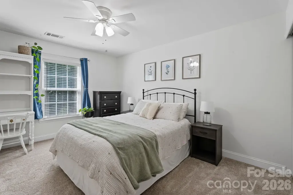 9509 Seamill Road Charlotte NC 28278
