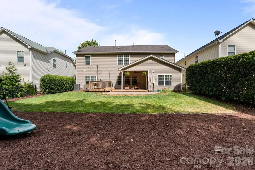 9509 Seamill Road Charlotte NC 28278