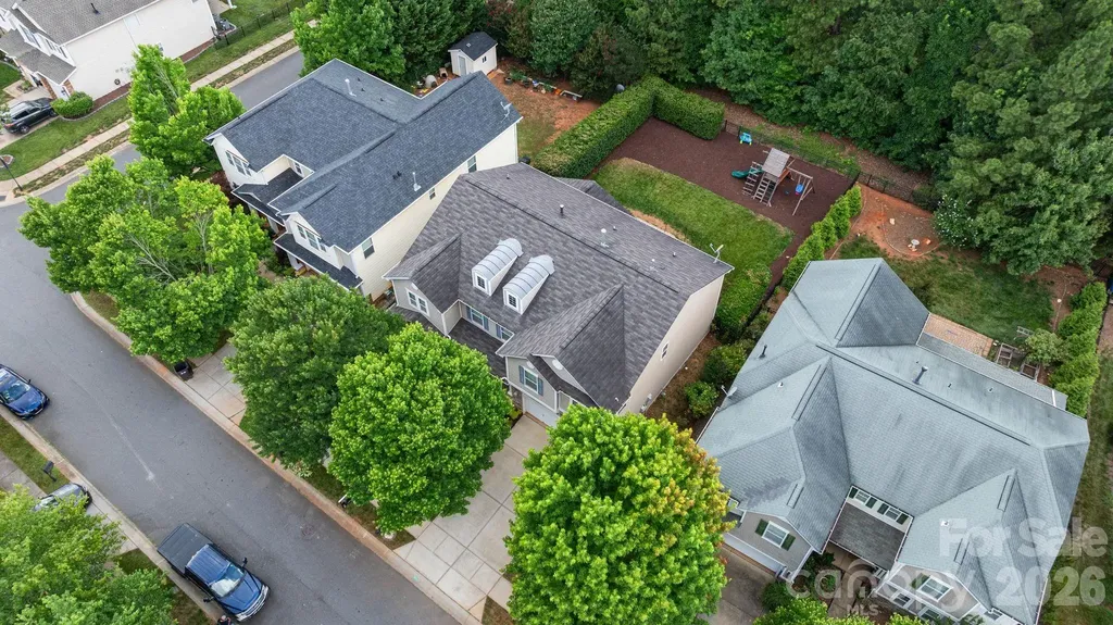 9509 Seamill Road Charlotte NC 28278