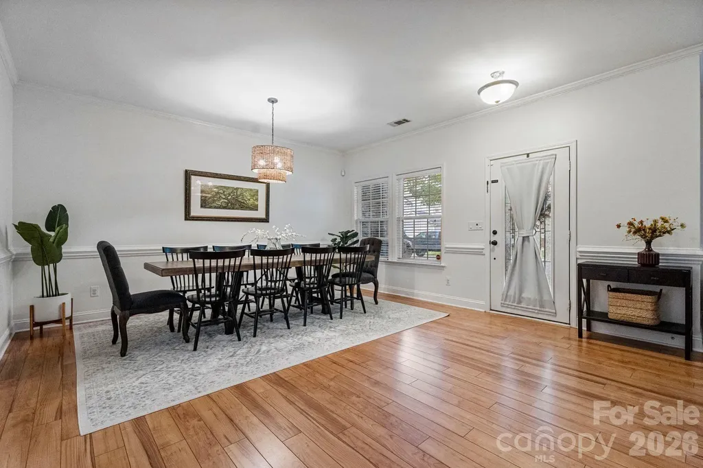 9509 Seamill Road Charlotte NC 28278