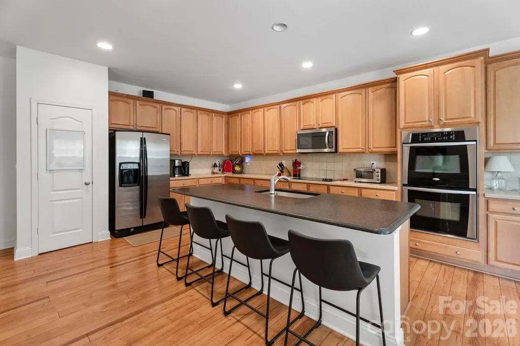 9509 Seamill Road Charlotte NC 28278