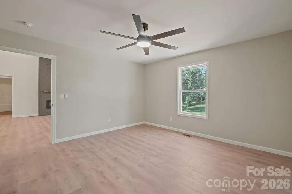 1649 Bentbrook Drive Valdese NC 28690