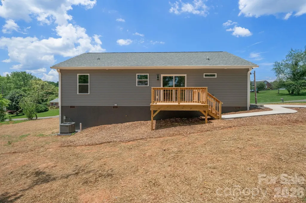 1649 Bentbrook Drive Valdese NC 28690