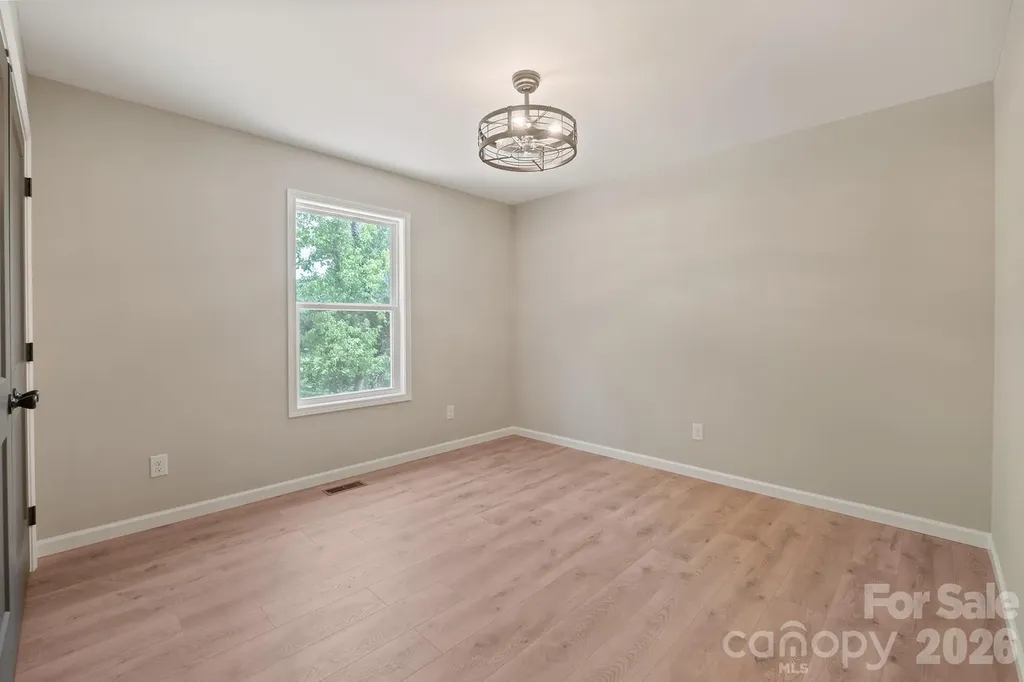1649 Bentbrook Drive Valdese NC 28690