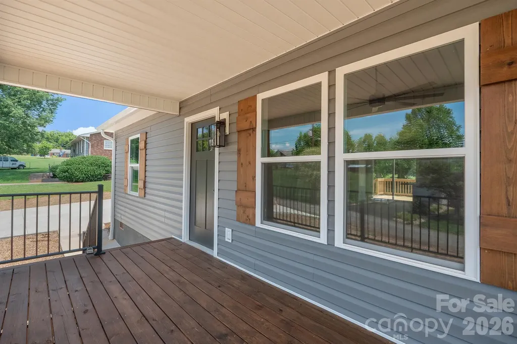 1649 Bentbrook Drive Valdese NC 28690