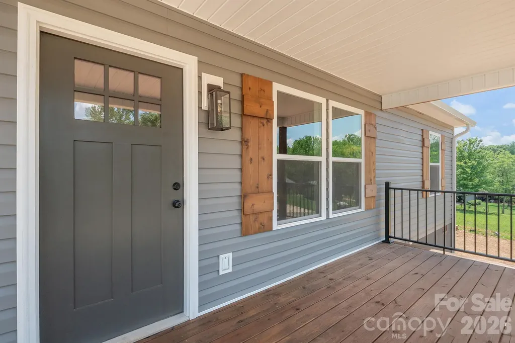 1649 Bentbrook Drive Valdese NC 28690