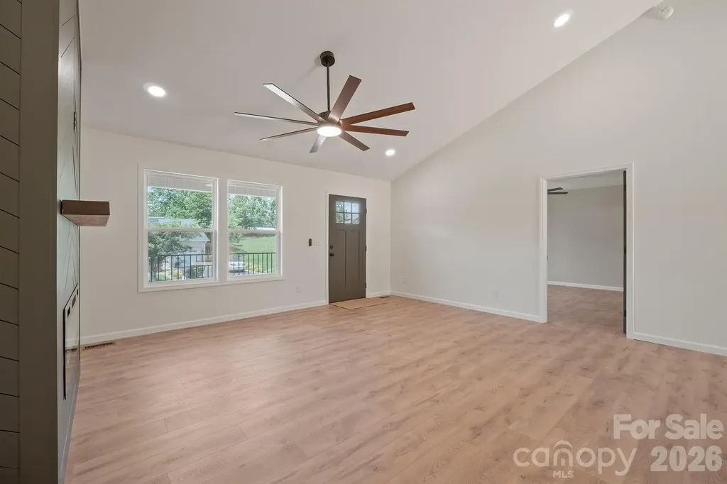 1649 Bentbrook Drive Valdese NC 28690