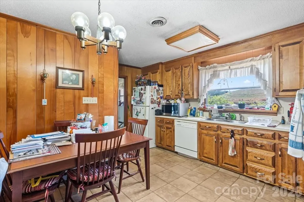 521 W Stokes Street China Grove NC 28023