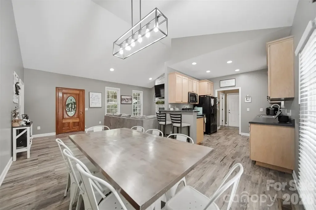 1395 Robinhood Drive Morganton NC 28655