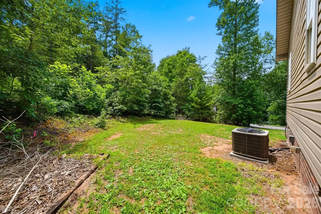 1395 Robinhood Drive Morganton NC 28655