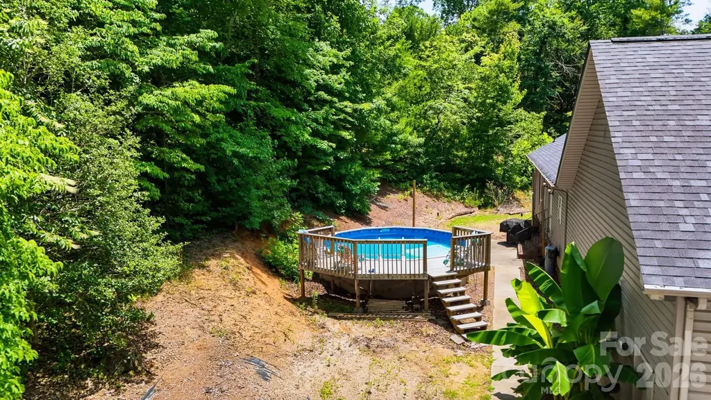 1395 Robinhood Drive Morganton NC 28655