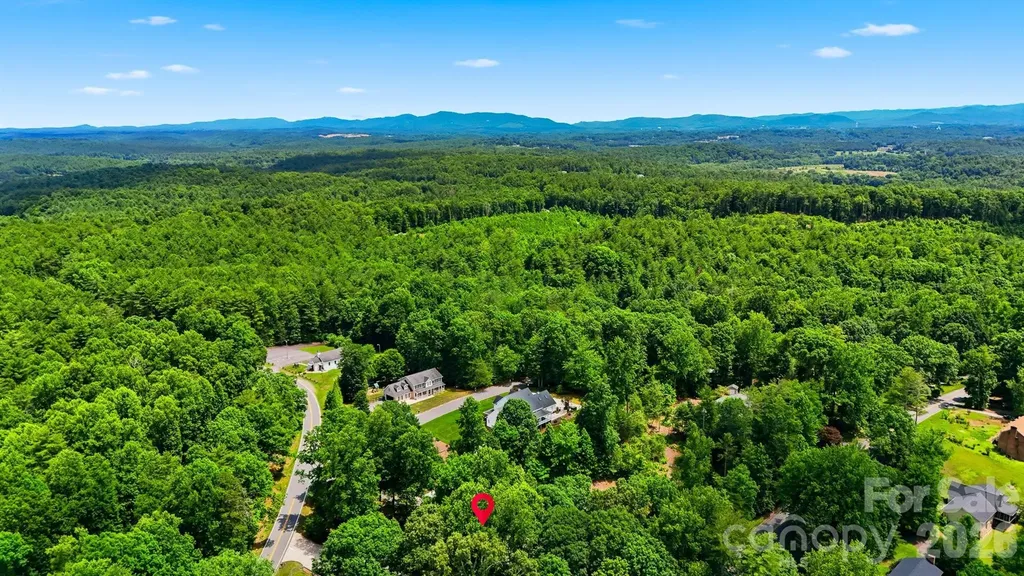 1395 Robinhood Drive Morganton NC 28655