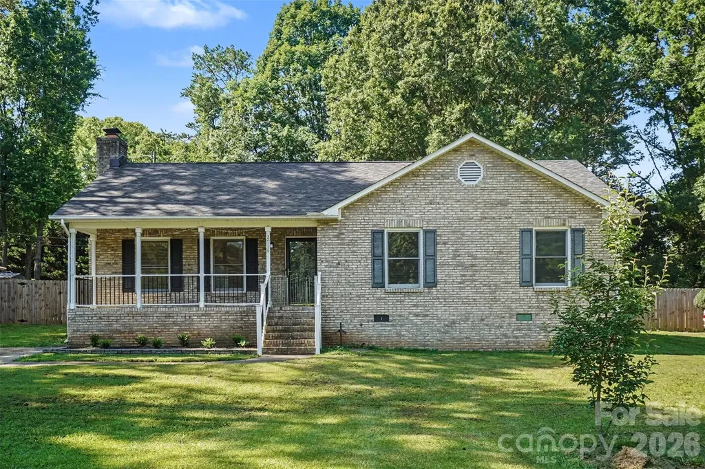 2716 Starnes Road Charlotte NC 28214