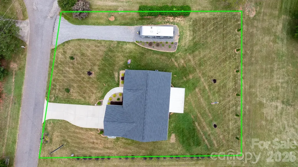 2026 Crestdale Lane Newton NC 28658