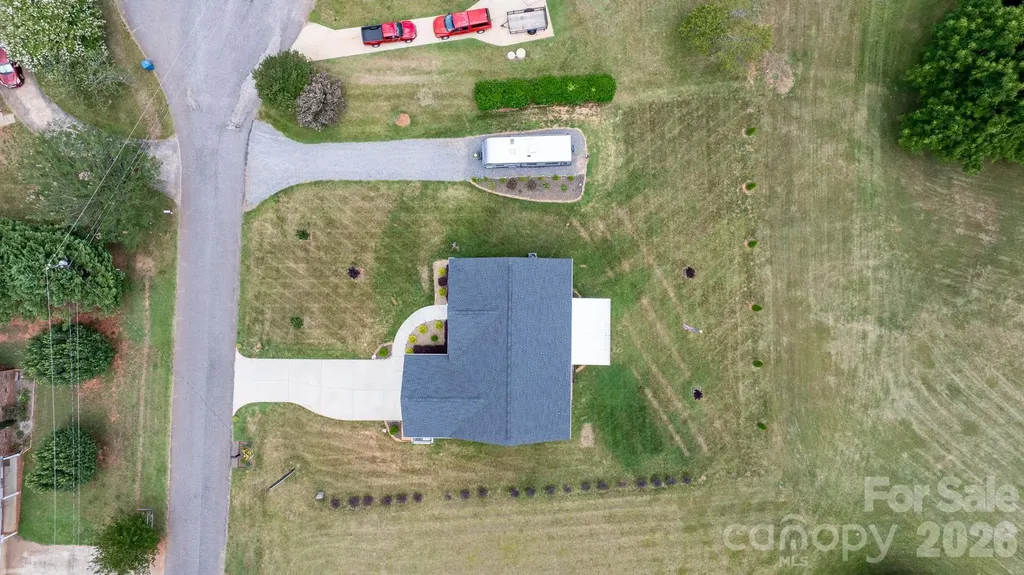 2026 Crestdale Lane Newton NC 28658