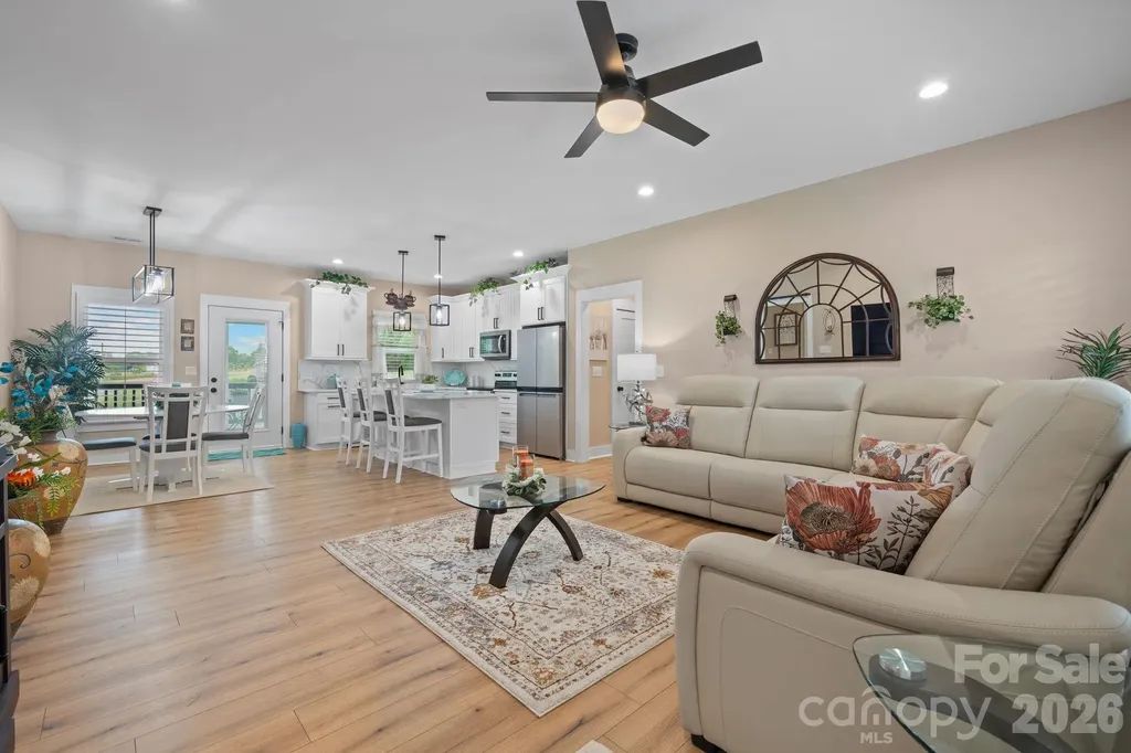 2026 Crestdale Lane Newton NC 28658
