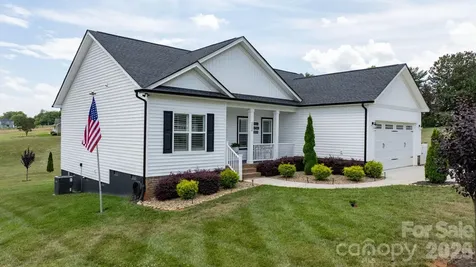 2026 Crestdale Lane Newton NC 28658