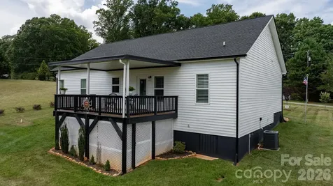 2026 Crestdale Lane Newton NC 28658