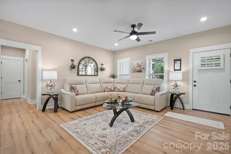 2026 Crestdale Lane Newton NC 28658