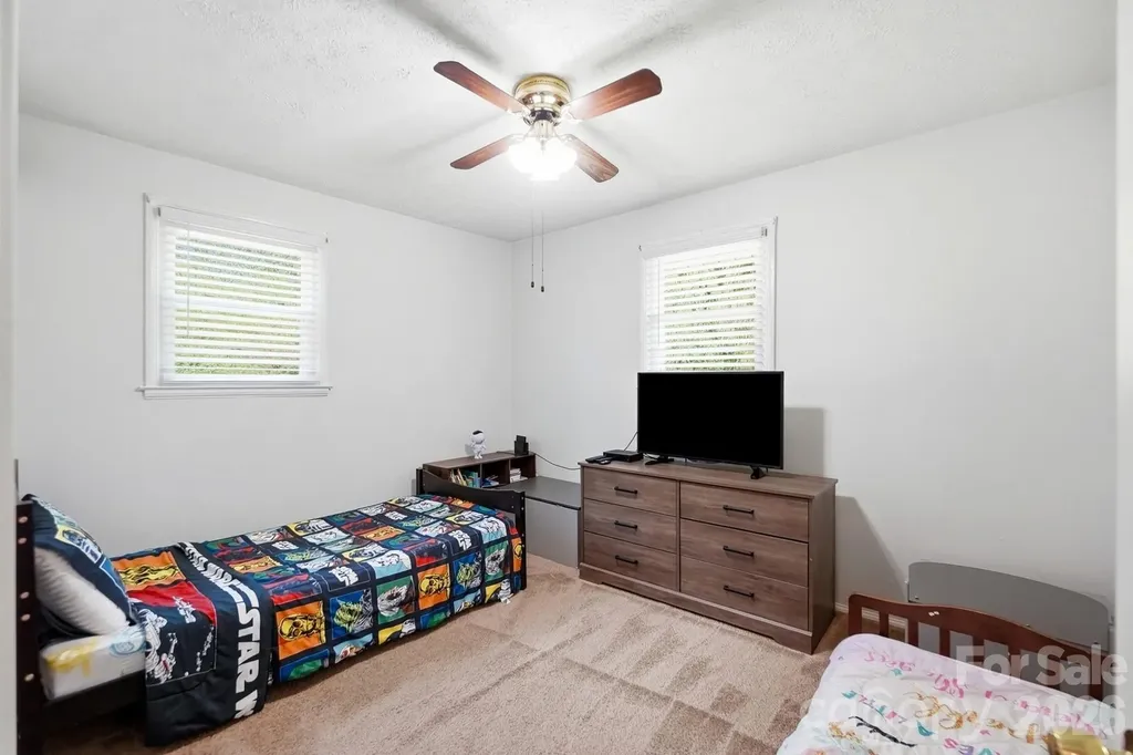 233 Scottie Place Charlotte NC 28217