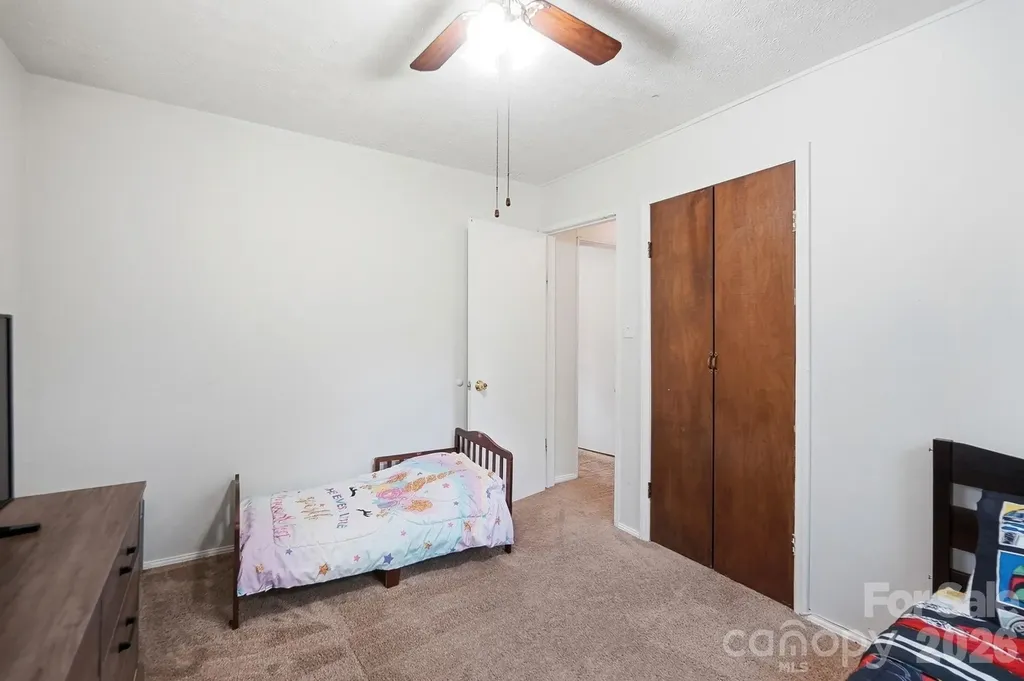 233 Scottie Place Charlotte NC 28217
