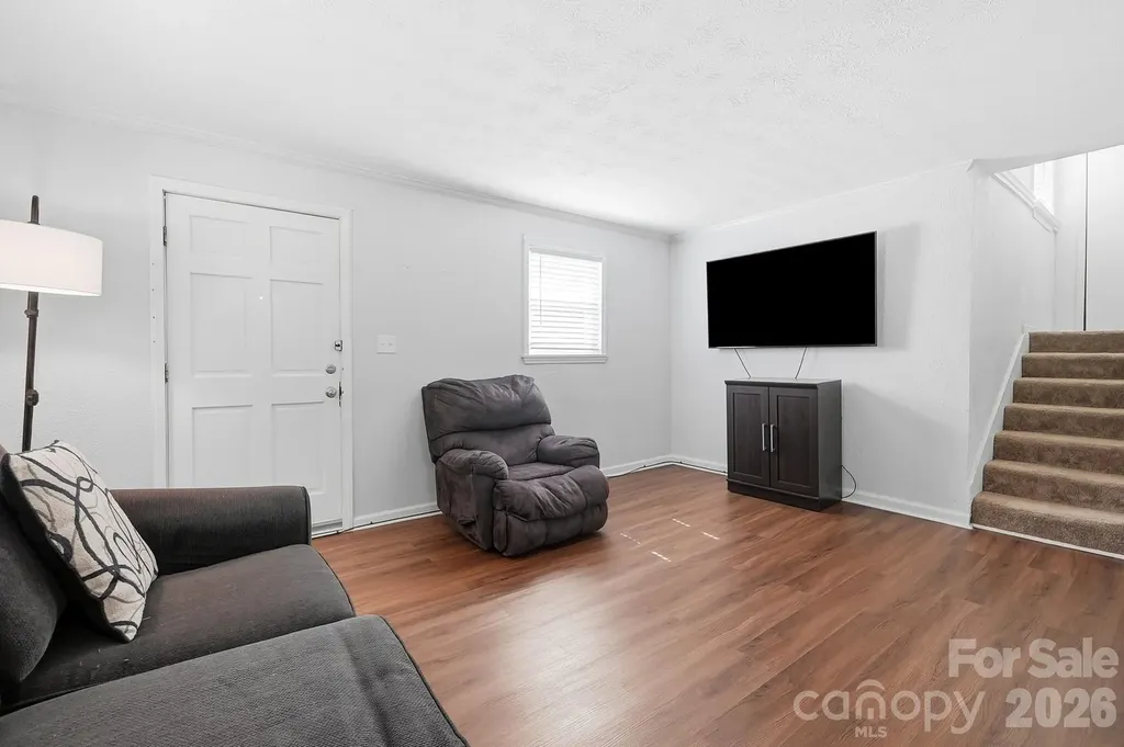 233 Scottie Place Charlotte NC 28217
