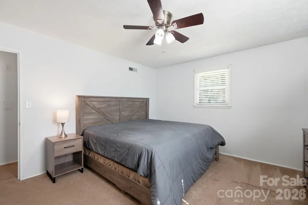 233 Scottie Place Charlotte NC 28217
