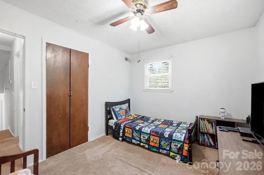 233 Scottie Place Charlotte NC 28217