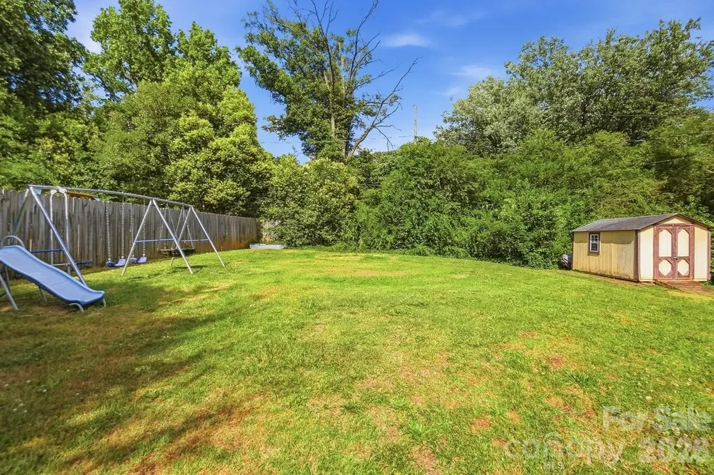 233 Scottie Place Charlotte NC 28217