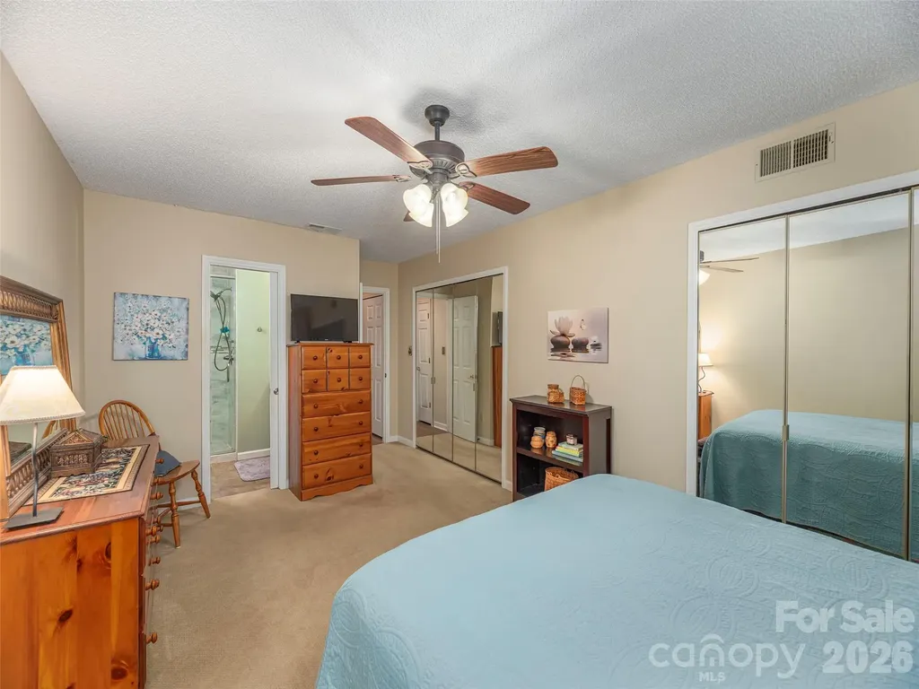 3201 Saint Augustine Place Asheville NC 28805