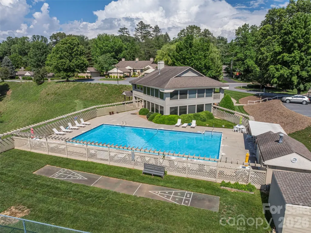3201 Saint Augustine Place Asheville NC 28805