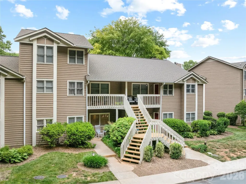 20 Timberlake Drive Asheville NC 28803