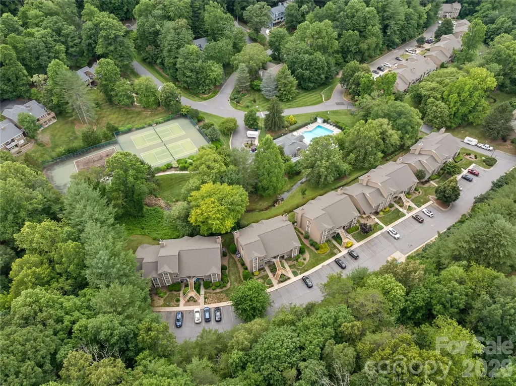 20 Timberlake Drive Asheville NC 28803