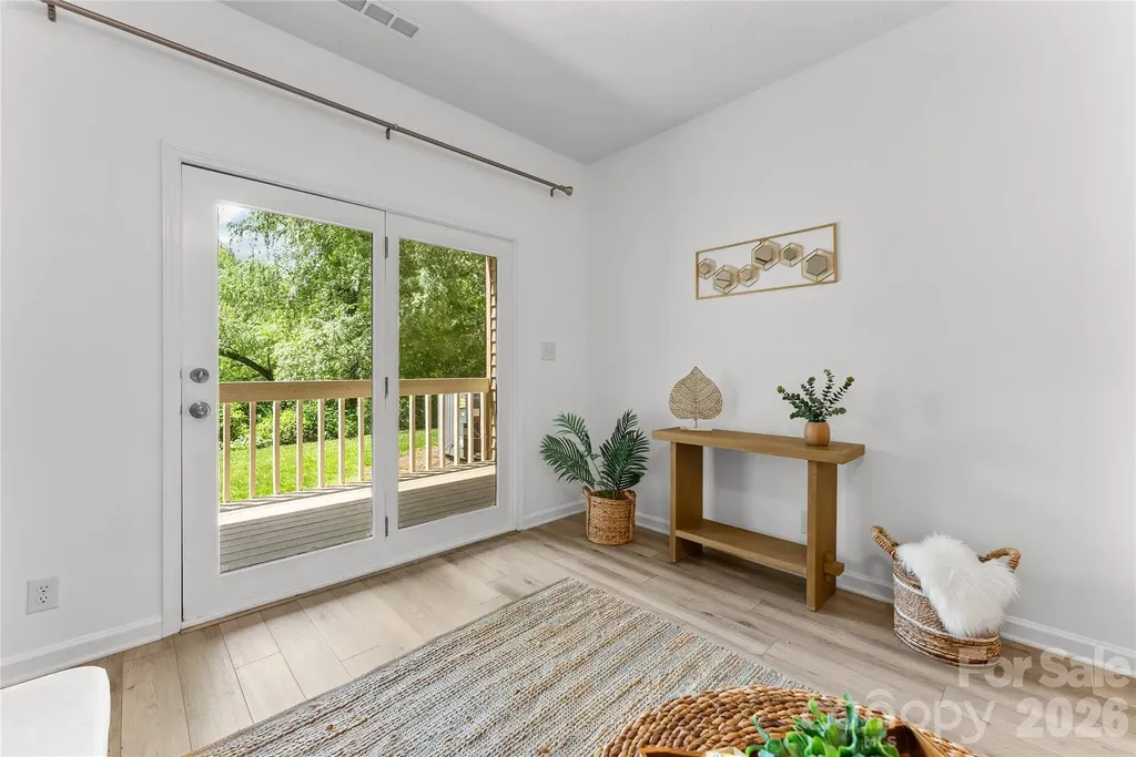 20 Timberlake Drive Asheville NC 28803