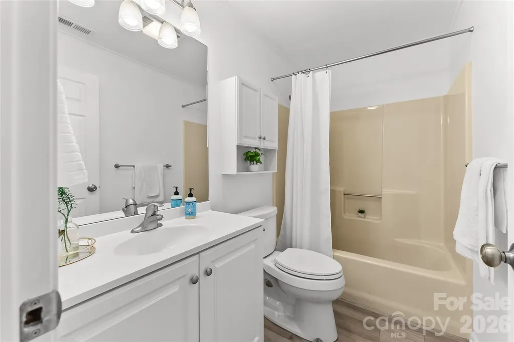 20 Timberlake Drive Asheville NC 28803