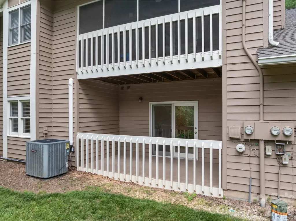 20 Timberlake Drive Asheville NC 28803