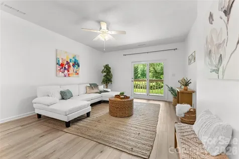 20 Timberlake Drive Asheville NC 28803