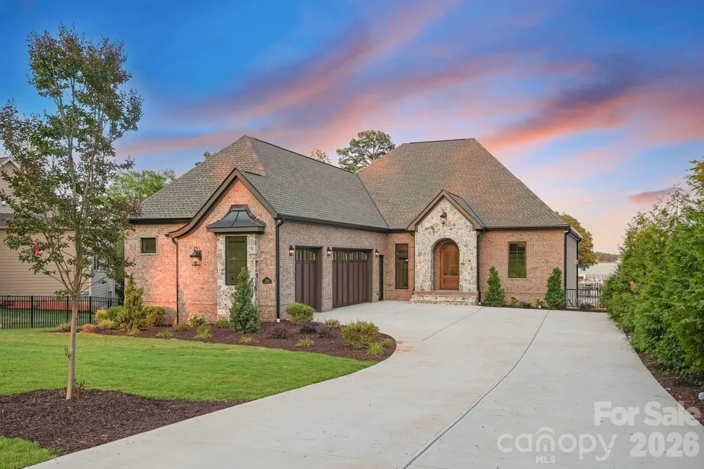 2494 Primm Road Denver NC 28037