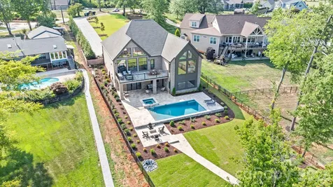 2494 Primm Road Denver NC 28037