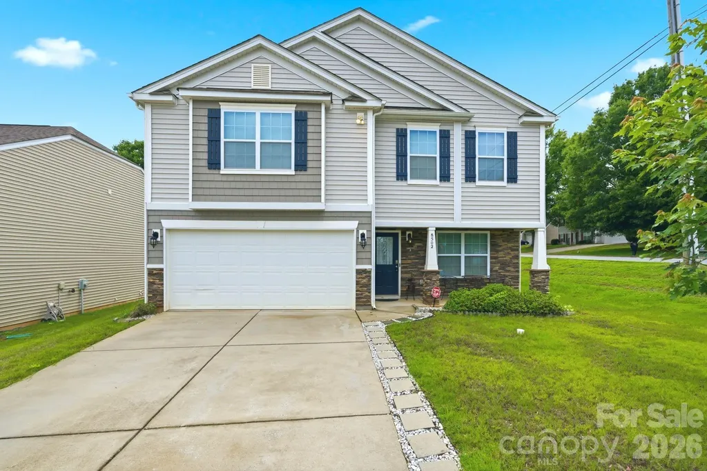 8502 Mansell Court Charlotte NC 28215