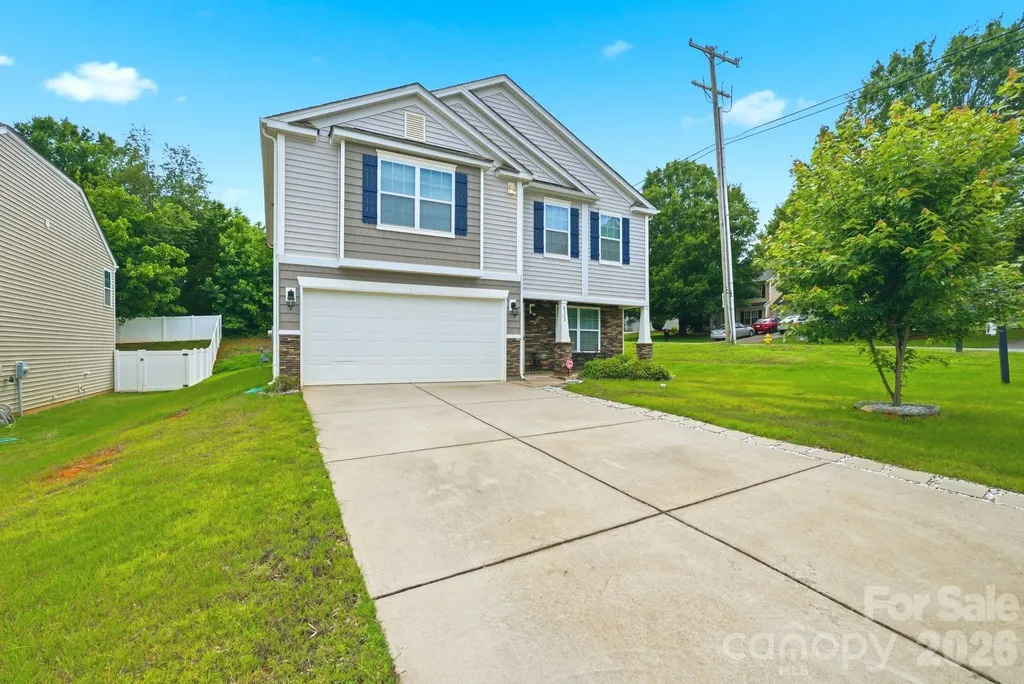 8502 Mansell Court Charlotte NC 28215