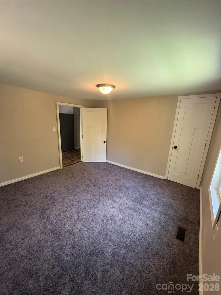 1312 Meadowlane Drive NW Lenoir NC 28645