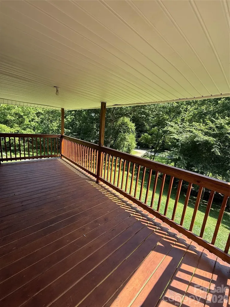1312 Meadowlane Drive NW Lenoir NC 28645